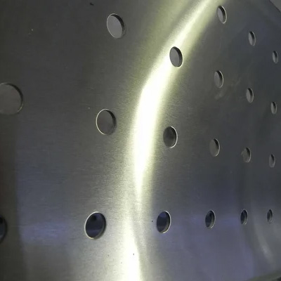 poinconnage sur acier inox dans la Marne - SEMAS (51)